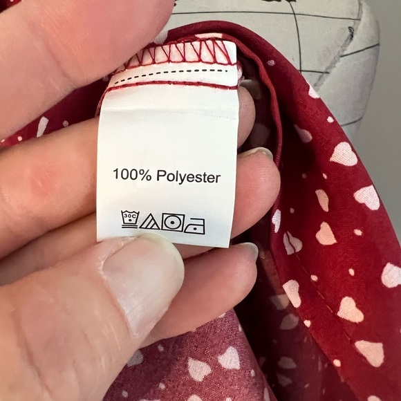 7 for $30 Plus Size Emery Rose Heart Print Dress - Picture 8 of 9